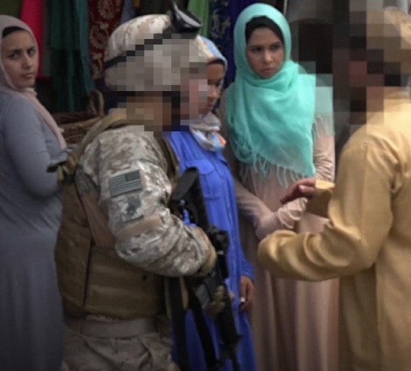 Американские солдаты при зачистке арабки секс