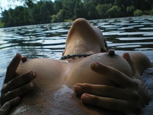 Фото голых девушек Вконтакте