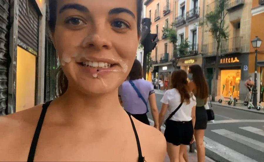 Девушка со спермой на лице гуляет по Мадриду