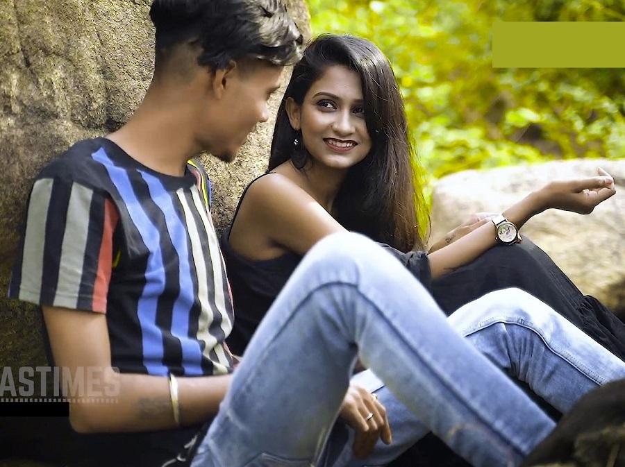 Индийские студенты после учебы прогулялись в лес и там занялись сексом