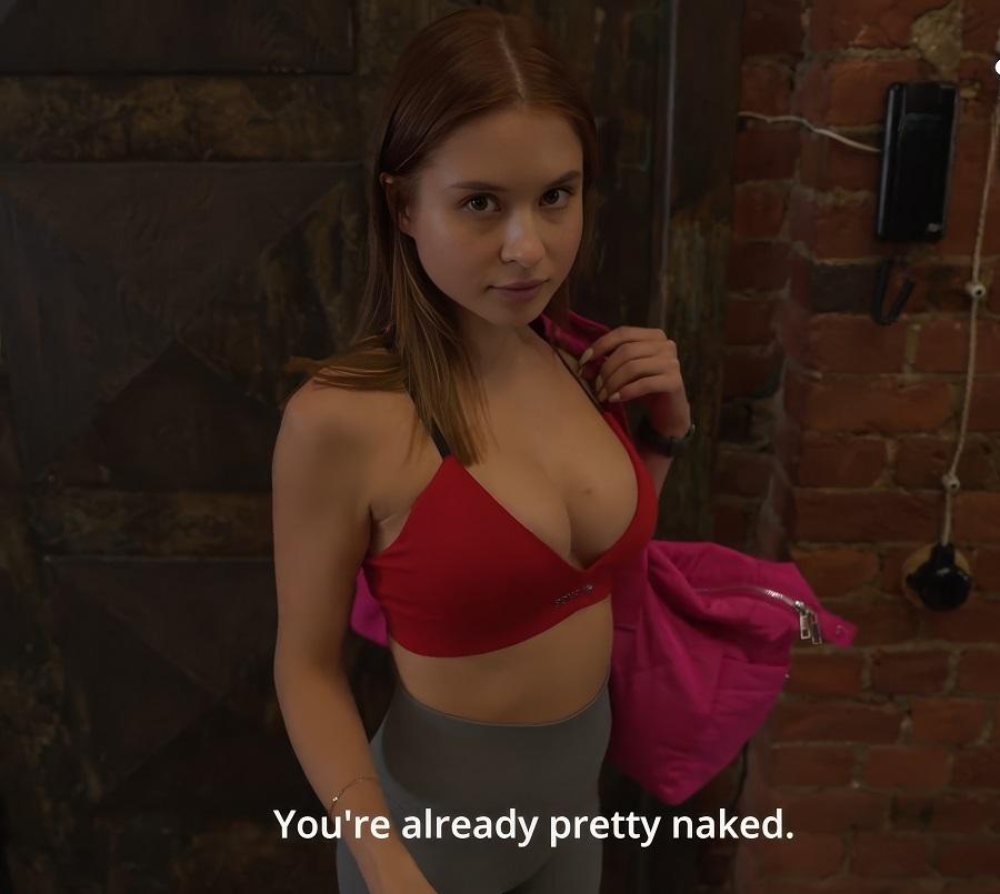 Секс с молодой девчонкой в легинсах после тренировки