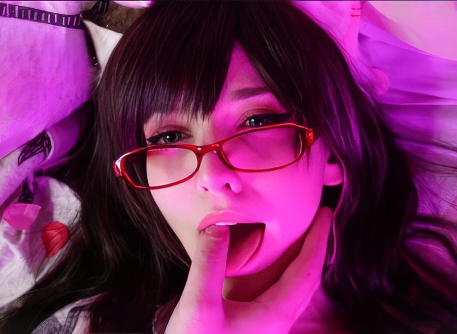 Секс с красивой девчонкой на День Влюбленных