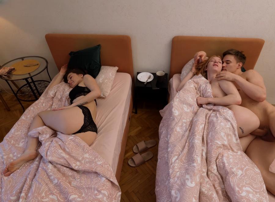 Секс в женском общежитии Секс в женском общежитии