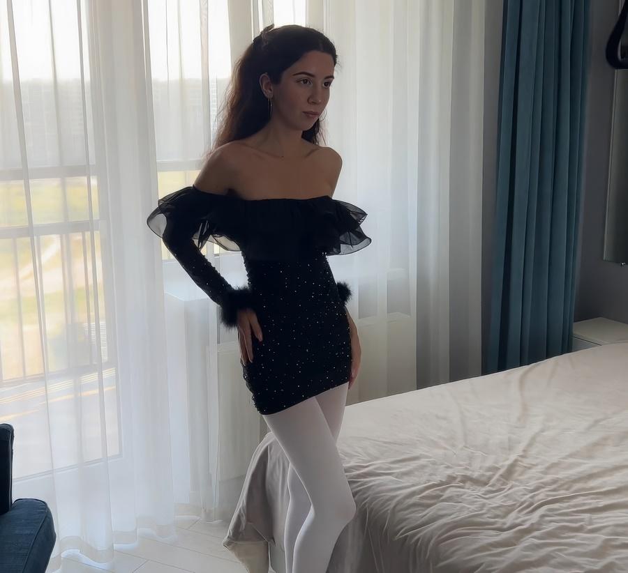 Анальный секс в белых колготках