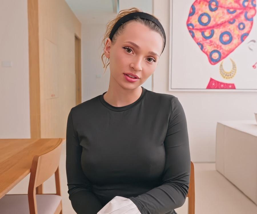 Горячая няня ищет работу