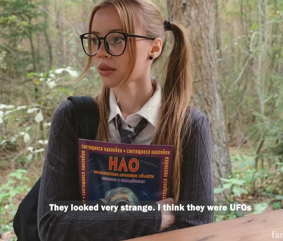 Наивная русская студентка с косичками получает огромный камшот на лицо