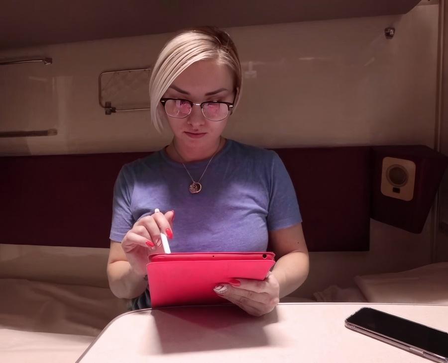 Секс в поезде с незнакомкой