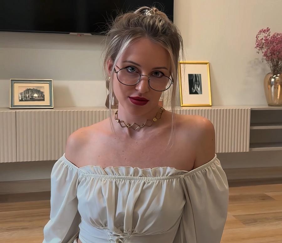 Пасынок шантажирует сексуальную мачеху Mila Lioness