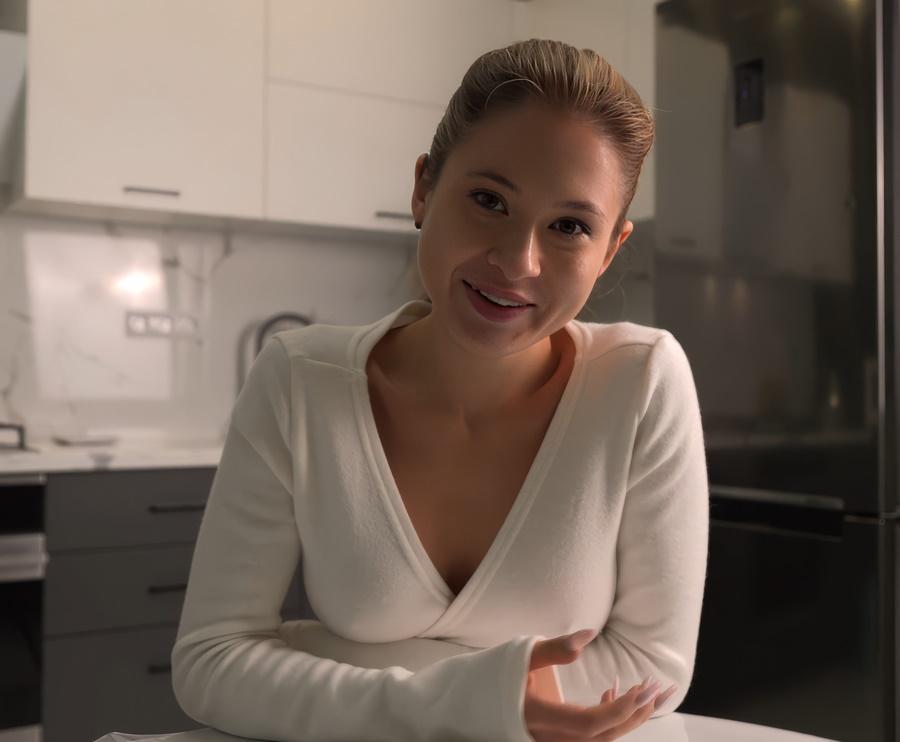 Красотка погашает картежный долг своим сексуальным телом