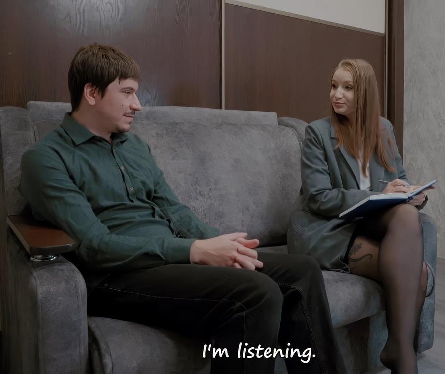 Девушка - психолог помог пациенту справиться с плохой эрекцией