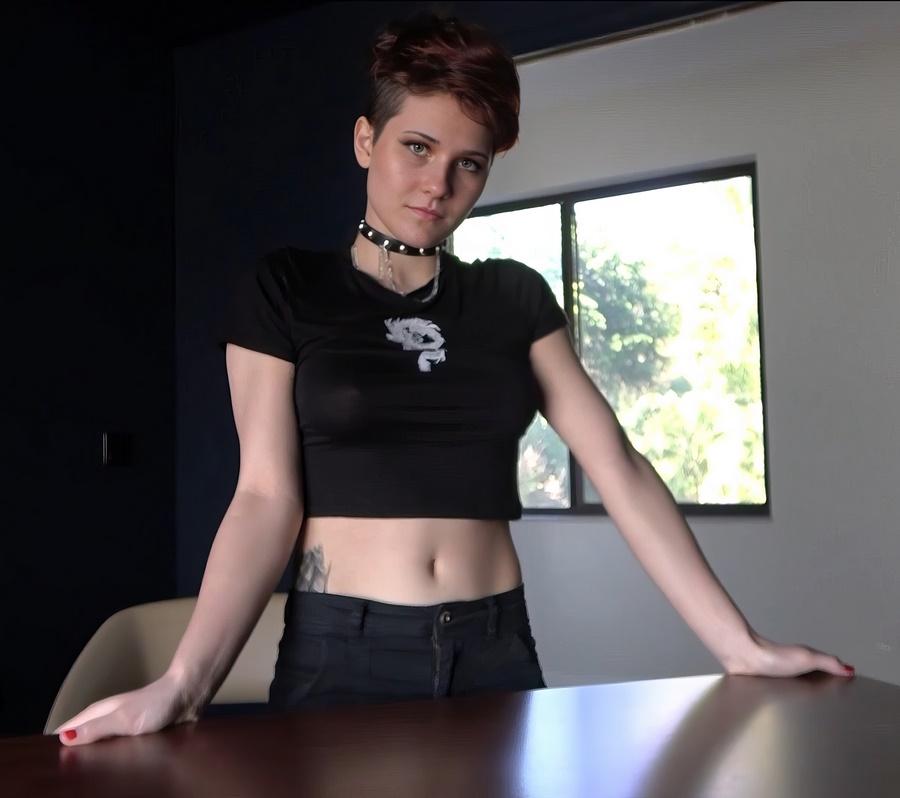 Секс шантаж молодой готки