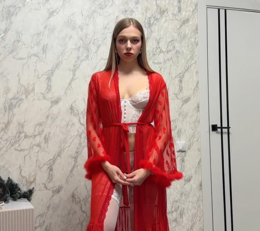 Красотка Arisha Mills пришла в гости к бывшему за сексом