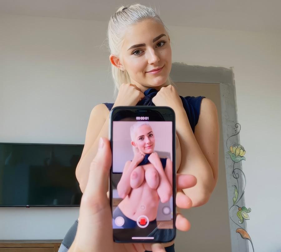 Секс йога с Eva Elfie