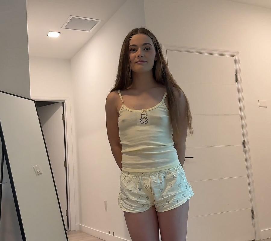 Juniper Ren хочет чтобы выросла грудь от секса