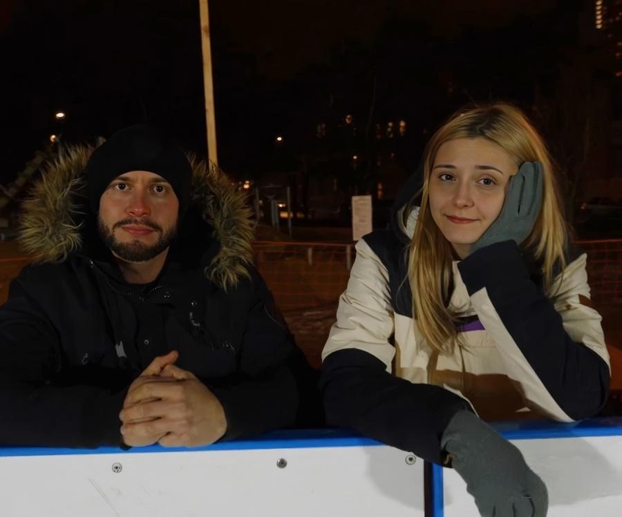 Незнакомец предлагает деньги на развлечения в обмен на секс с его девушкой Незнакомец предлагает деньги на развлечения в обмен на секс с его девушкой