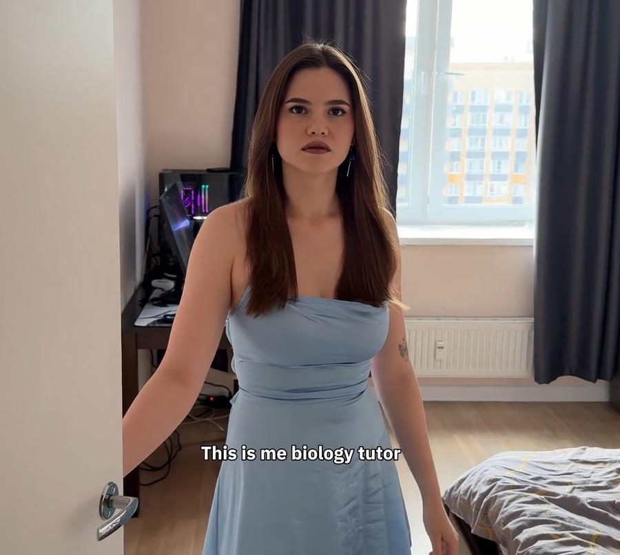 Студентка расплачивается с репетитором глубоким минетом