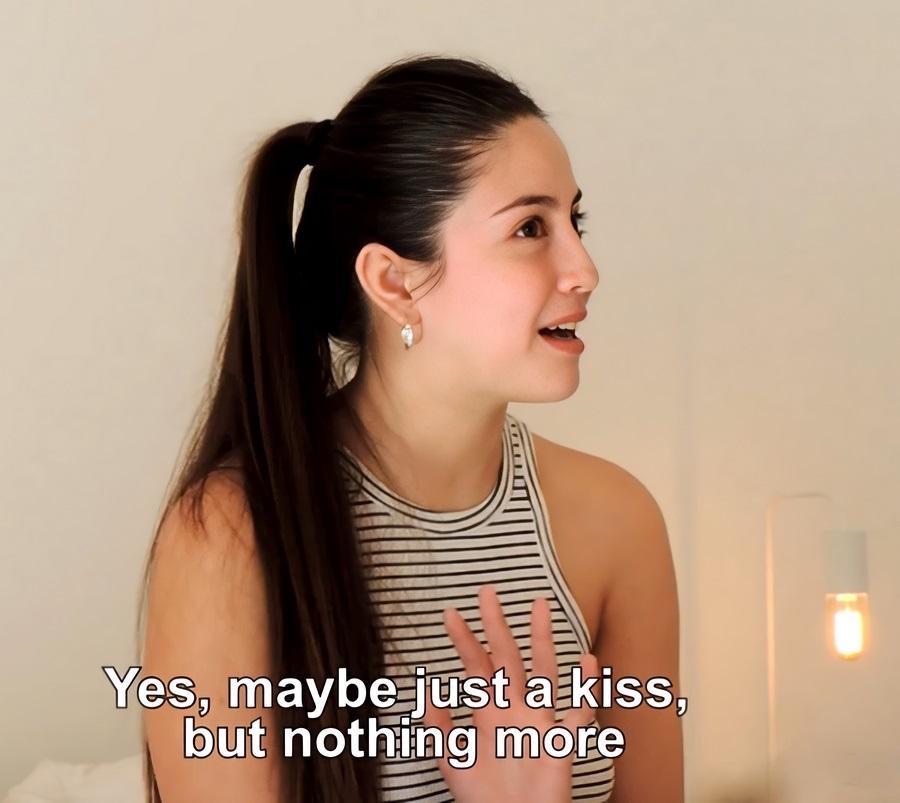 Молодая латинка из Аргентины сопротивлялась но всё же разделась