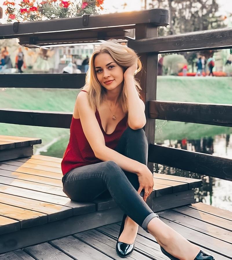 Самое первое настоящее двойное проникновение двух членов в Loren Strawberry