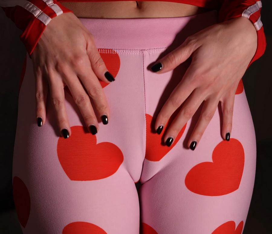 Бывший обещал только потереться членом об киску но не проникать внутрь