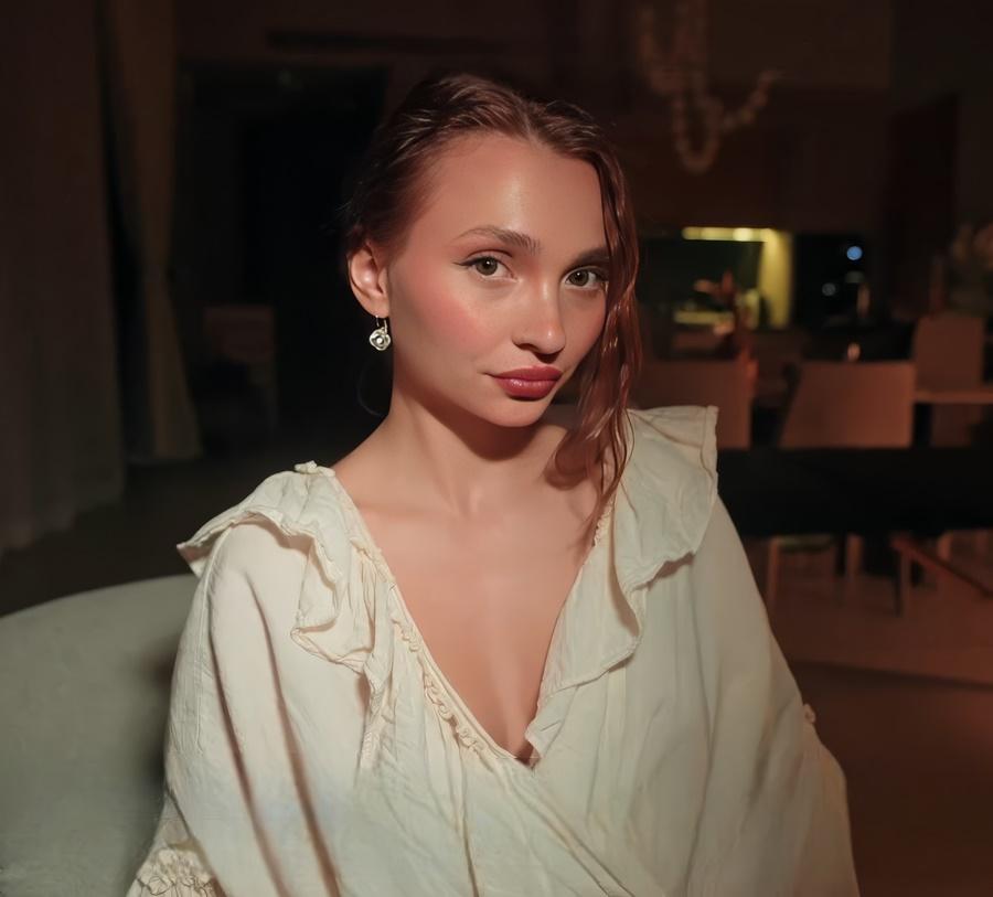 Занималась сексом с массажистом, пока мужа нет дома